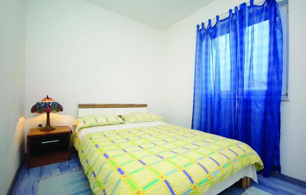 Apartment Apartments Makarska *